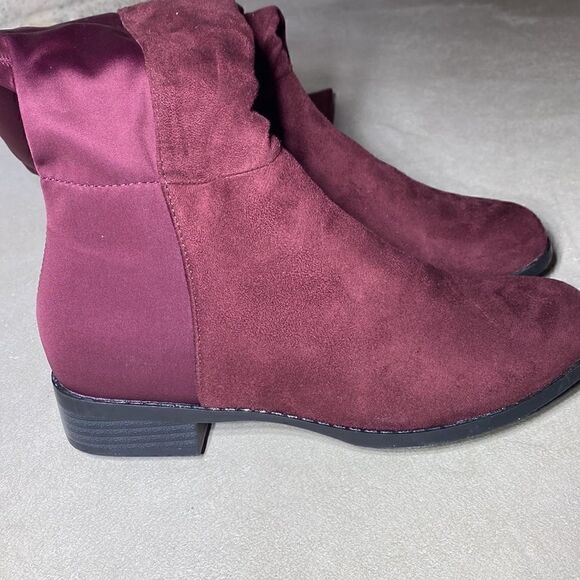 NWOB MSRP $150 Catherine Malandrino Over-the-Knee Boot Women's Size 6 - Picture 9 of 9